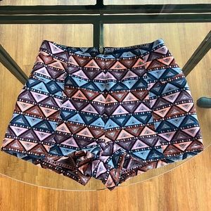 High rise geometric pleated shorts